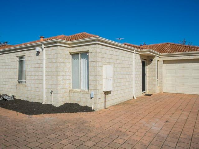 Quiet, Very Well Presented 3 x 2 Villa