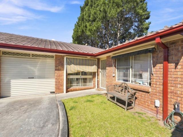 Quiet Villa in the heart of Picton CBD!