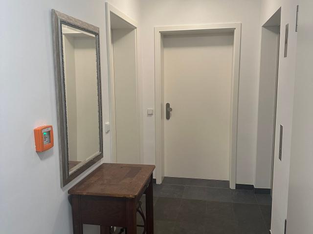 Quiet, air conditioned 2 room apartment with terrace and carport in Leipzig Northwest, Leipzig Amsterdam Apartments for Rent