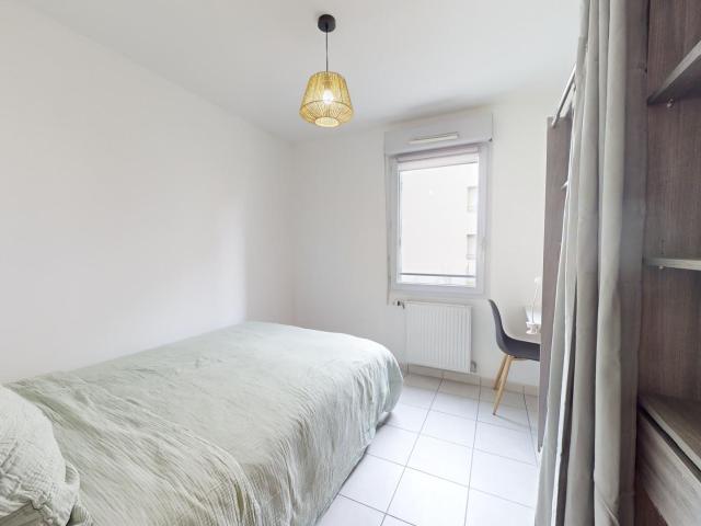 Quiet and Cozy flat Near Tramway