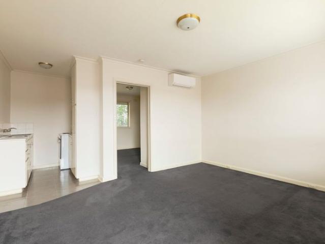 Quiet and convenient living