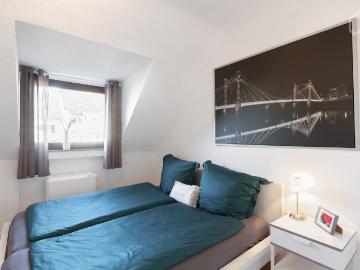 Quiet and cosy 2 room flat close to Cologne fair, new renovated, Koln Amsterdam Apartments for Rent