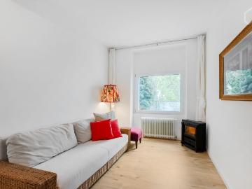 Quiet and central 2 bedroom flat near trade fair in Cologne, Koln Amsterdam Apartments for Rent