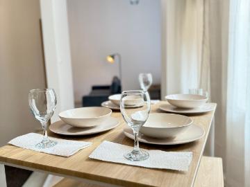 Quiet and fantastic suite in excellent location, Gelsenkirchen Amsterdam Apartments for Rent