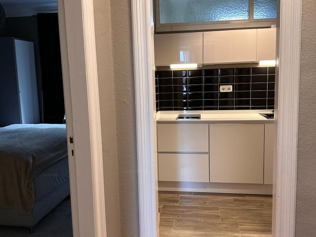 Quiet and fashionable flat in Kiel, Kiel Amsterdam Apartments for Rent