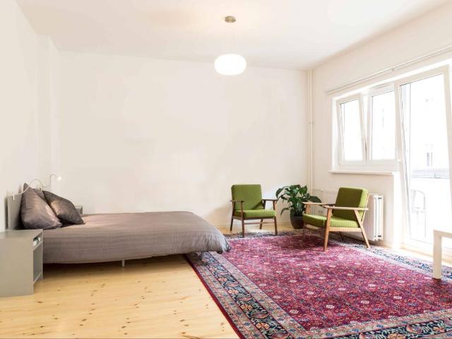 Quiet and fashionable home in Neukölln Berlin, Berlin Amsterdam Apartments for Rent