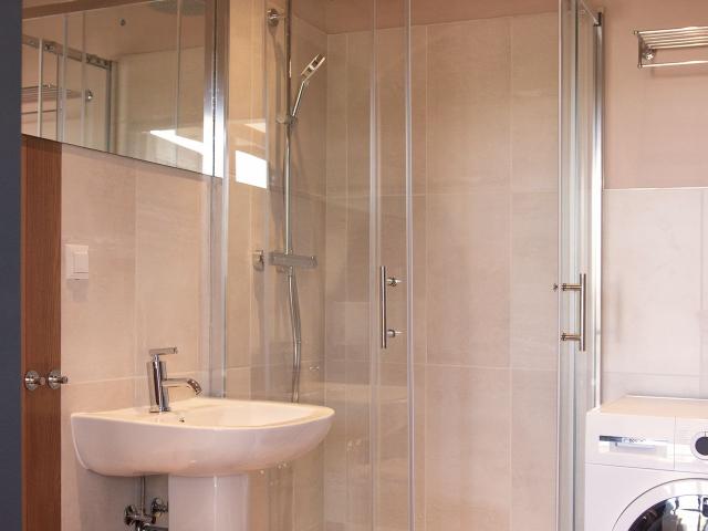 Quiet and large light filled apartment with park view, Vienna Amsterdam Apartments for Rent