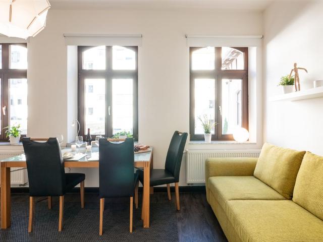 Quiet and modern apartment Aachen, Aachen Amsterdam Apartments for Rent