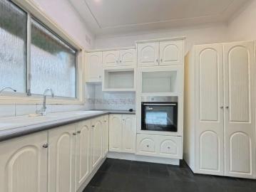 Quiet and Sunny Three Bedroom Home