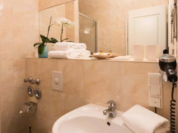 Niddapark, Frankfurt U-Bahn, Rosa-Luxemburg-Straße, Frankfurt, Riedberg, Kalbach, Taunus, Rheinland-Pfalz