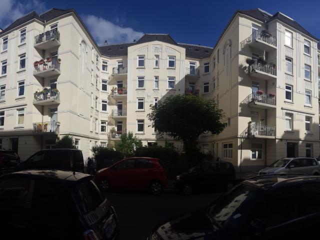 Quiet apartment with a terrace in urban Eimsbuettel