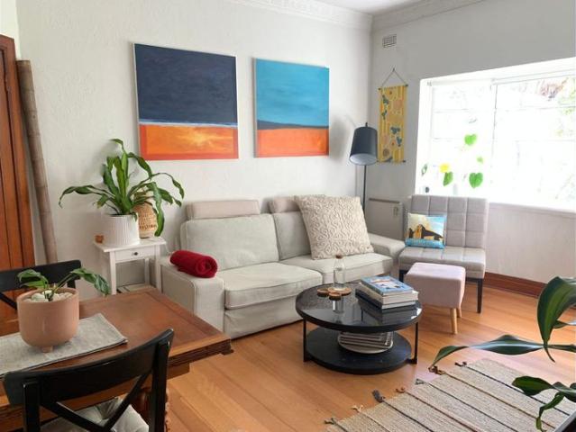 Quiet Art Deco 2 bed Unit, 5 Mins to Elwood Beach