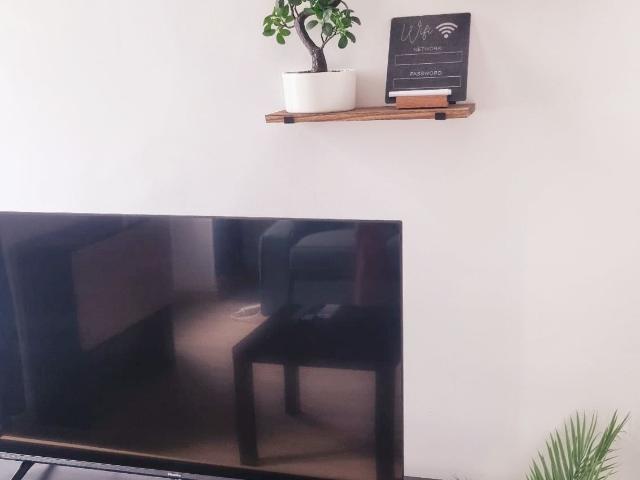 Quiet & awesome studio in popular area, Marseille, Marseille Amsterdam Apartments for Rent