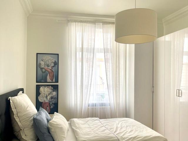 Quiet Beautiful 4 Room Apartment with Garden in Bockenheim Frankfurt, Frankfurt Amsterdam Apartments for Rent