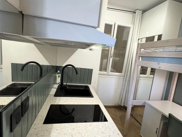 Quiet & beautiful home, Paris Amsterdam Apartments for Rent