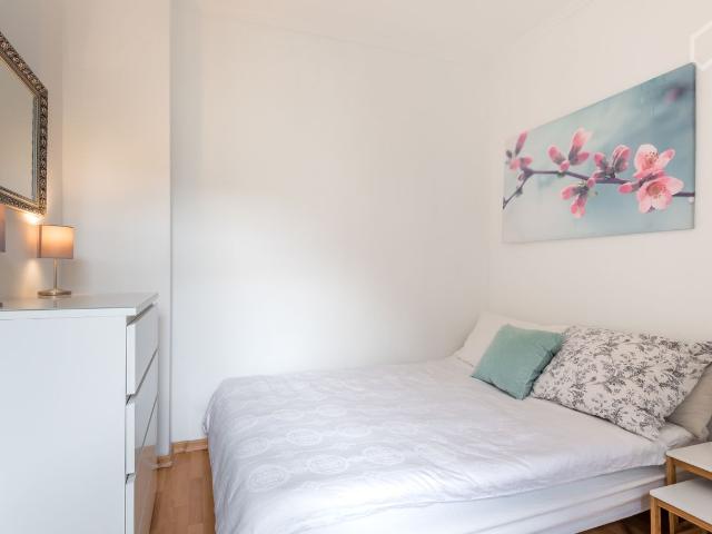 Quiet & bright furnished 2 ZKB old building apartment near the city, Wiesbaden Amsterdam Apartments for Rent
