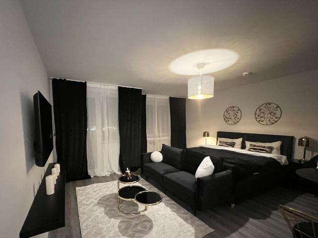 Quiet, bright studio, Essen Amsterdam Apartments for Rent