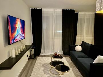 Quiet, bright studio, Essen Amsterdam Apartments for Rent