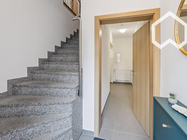 Quiet central apartment with private entrance, Jena Amsterdam Apartments for Rent