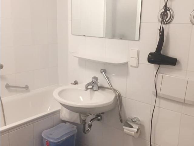 QUIET CITY CENTER 2 BEDROOM APARTMENT WITH BALCONY, Heidelberg Amsterdam Apartments for Rent