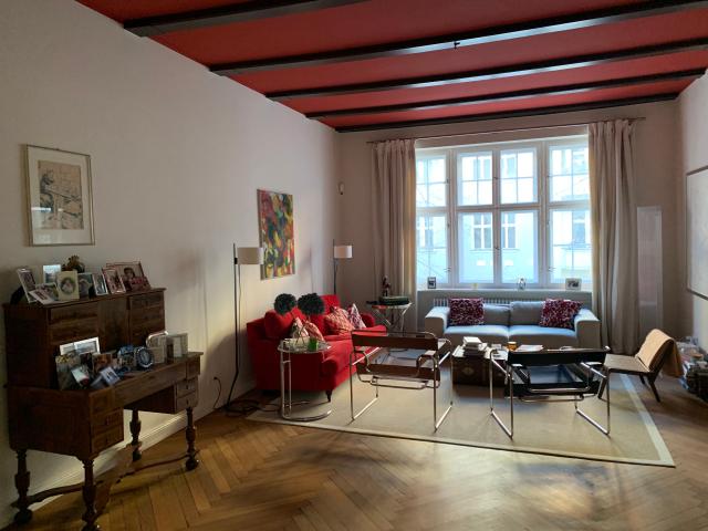 Quiet City Center Apartment