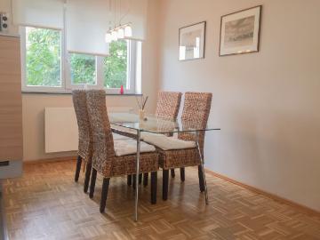 Quiet, comfortable flat, within walking distance of Messe Essen and Büropark Bredeney, Essen Amsterdam Apartments for Rent