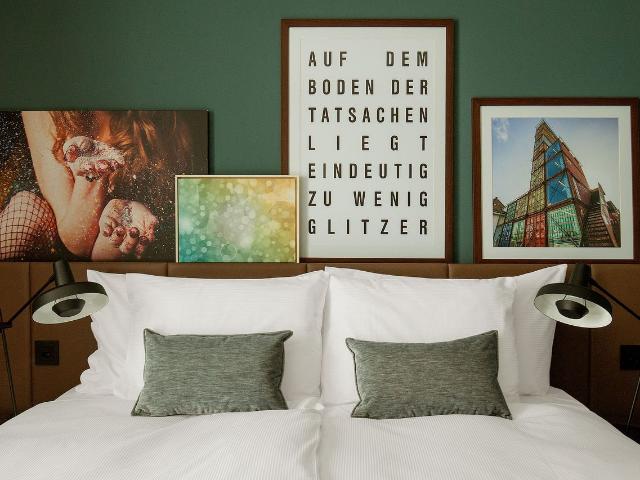 Quiet compact apartment, Zurich Amsterdam Apartments for Rent