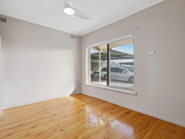 QUIET, CONVENIENT & LOW MAINTENANCE LIVING
