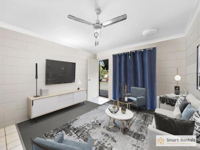 Quiet Corner Duplex Living!