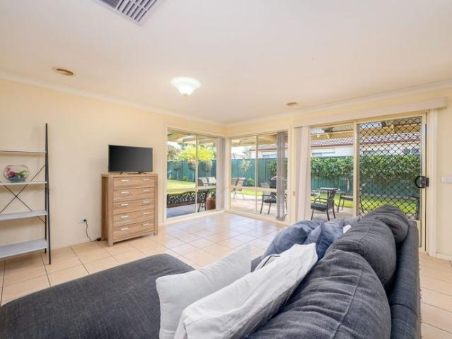 Quiet Court & Close to Hospitals