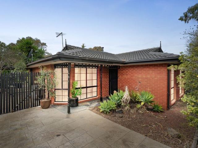Quiet Court. Generous Space. Easy Living