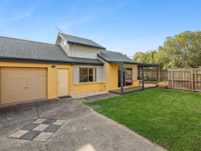 QUIET COURT LIVING WITH LIFESTYLE AND POTENTIAL