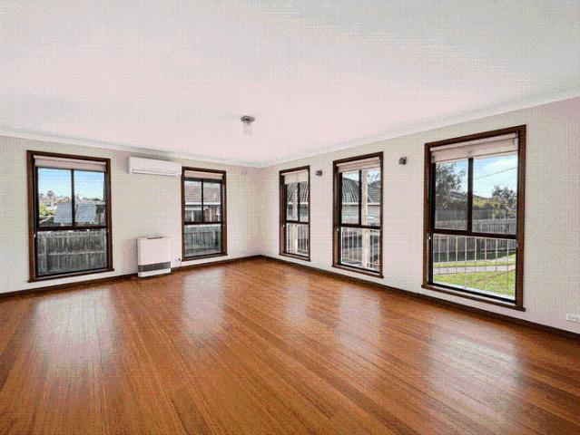 Quiet Court Living with plenty of space