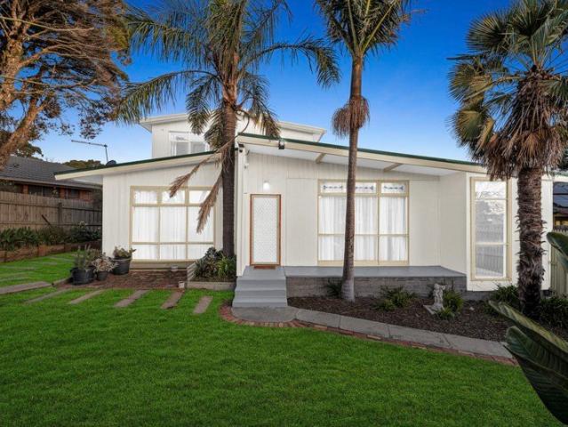 Quiet Court Living with Space, Comfort and Exceptional Convenience