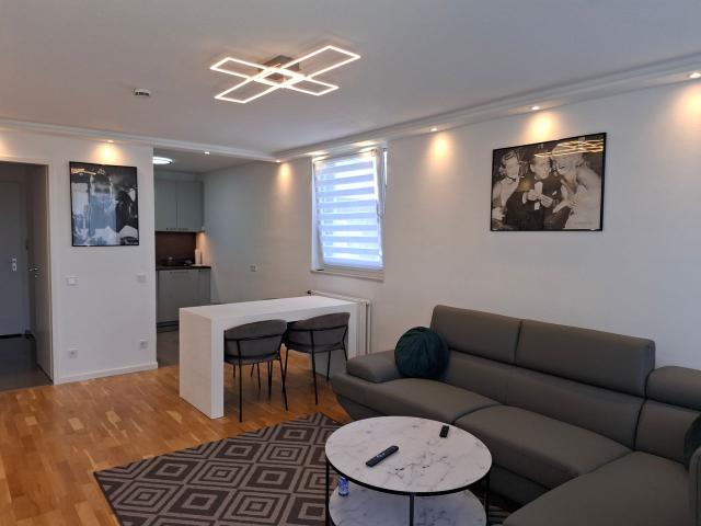 Quiet & cozy 2.5 apartment in Munich, Munchen Amsterdam Apartments for Rent