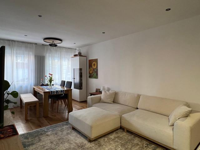 Quiet & Cozy 3 Room Home in Düsseldorf center, Dusseldorf Amsterdam Apartments for Rent