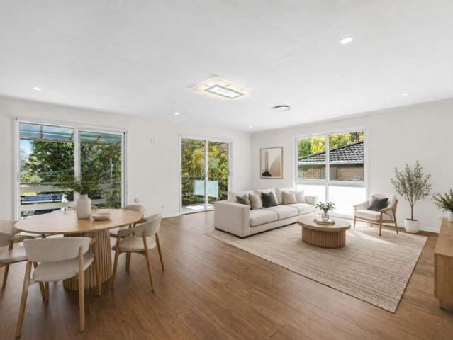 Quiet Cul de sac, Convenient Location Modern Home