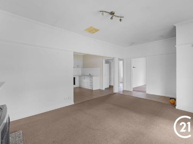 Quiet Cul De Sac Living