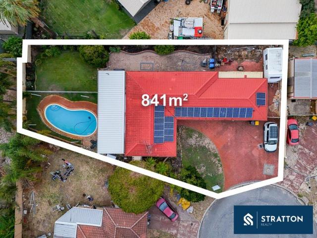 Quiet Cul De Sac Living on a Massive 841sqm Block