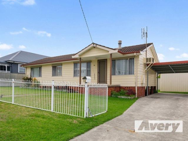 Quiet Cul de sac Position, Level Home and Land