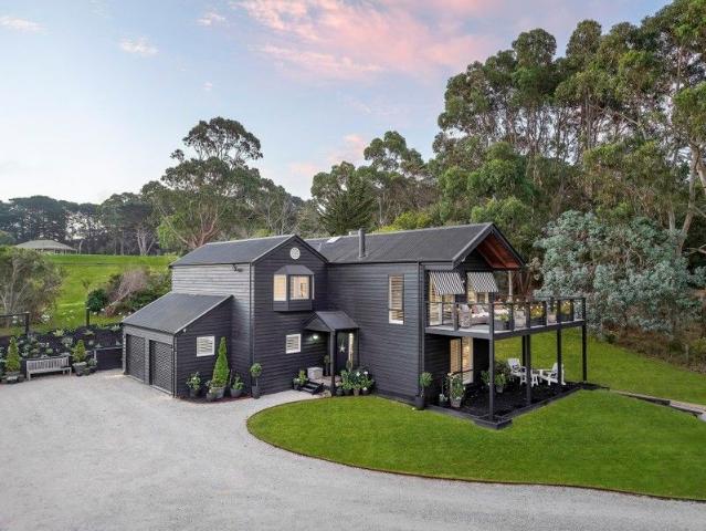 Quiet, elevated Flinders hideaway
