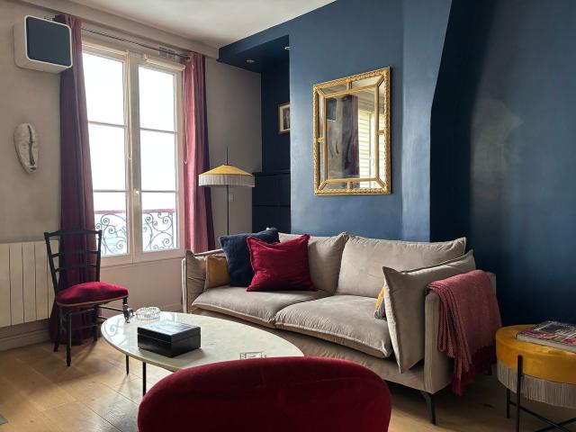Quiet, elegant courtyard apartment with separate bedroom Residential neighborhood near Nation, Paris Amsterdam Apartments for Rent
