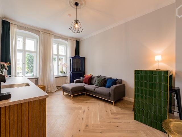 Quiet Fully Furnished Apartment in Vibrant Neukölln, near Körnerpark, Berlin Amsterdam Apartments for Rent