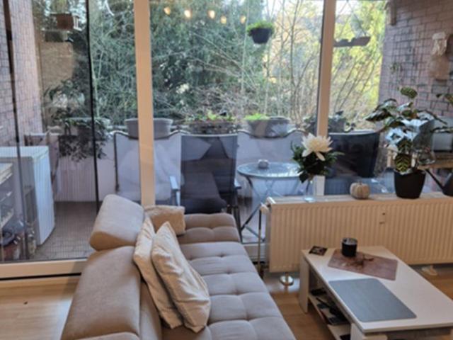 Quiet, Fully Furnished Serviced Apartment with Garden View in Central Location near Cologne Hürth Efferen