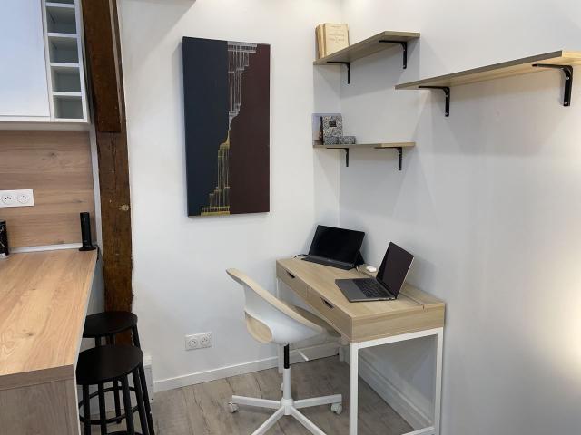 Quiet furnished 1 bed flat, Paris 11 – courtyard, long stays, Paris Amsterdam Apartments for Rent