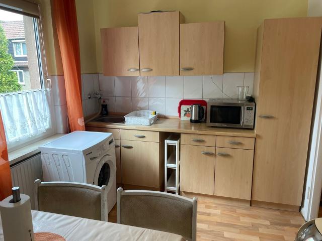 Quiet furnished apartment, centrally located, fast Wi Fi, Gelsenkirchen Amsterdam Apartments for Rent