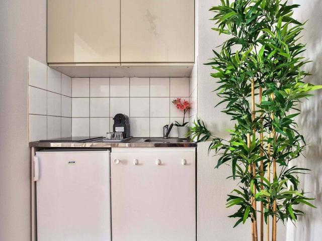 Quiet Getaway Near Porte de Versailles