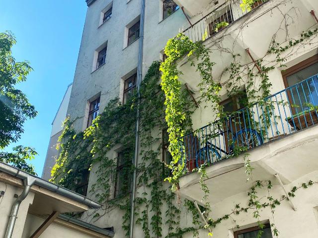 Quiet, green 2 room apartment in Kreuzberg 36 with balcony, Berlin Amsterdam Apartments for Rent