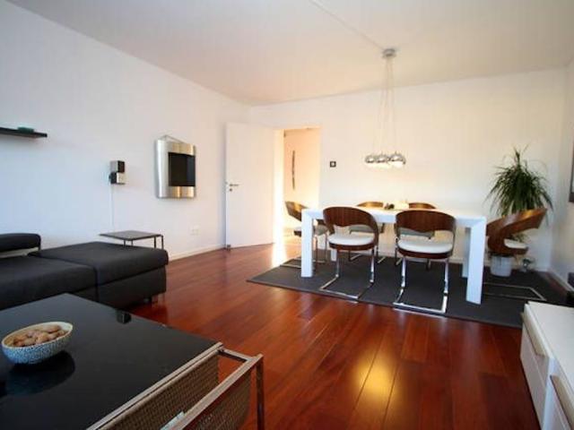 Quiet, high quality 3 room apartment in Schwabing West, Munchen Amsterdam Apartments for Rent