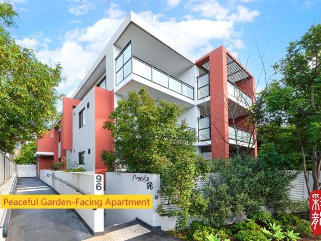 Quiet, Leafy Garden Views in a Spacious Two Bedroom Apartment in Boutique Burwood